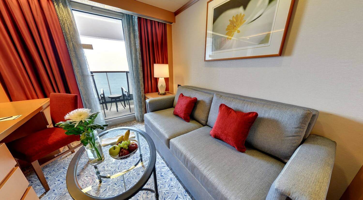 Fred Olsen Borealis - Balcony Junior Suite.jpg